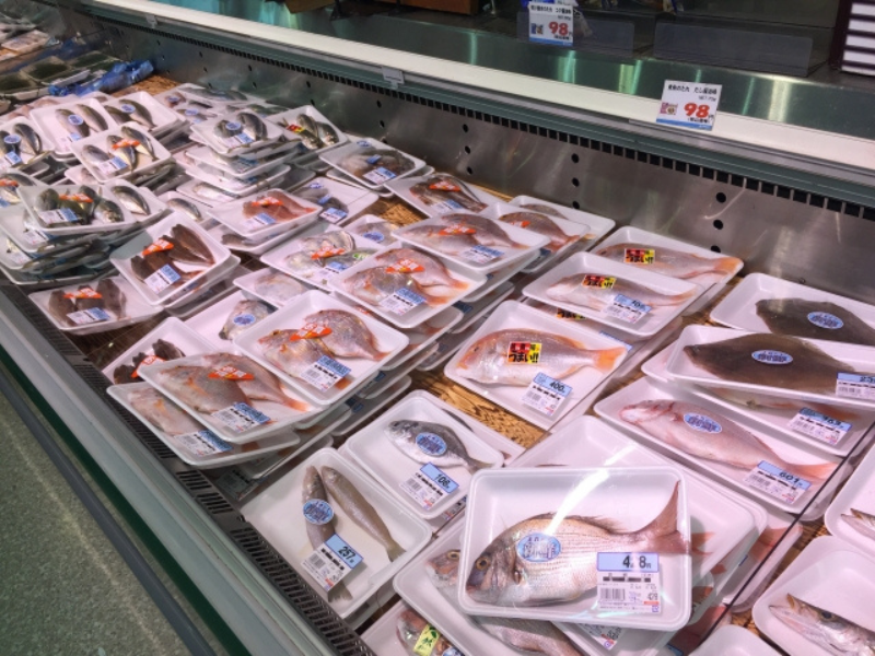 鮮魚惣菜店の接客販売スタッフ募集