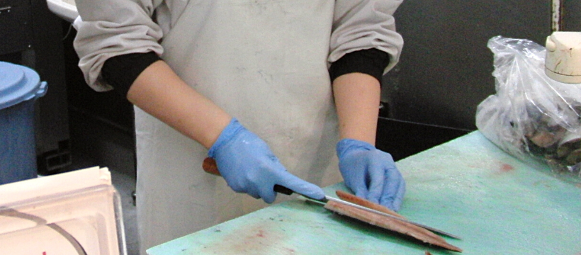 正社員募集：鮮魚加工スタッフ